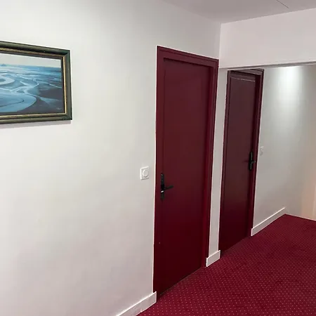 Maison Spacieuse A Avec Jardin *