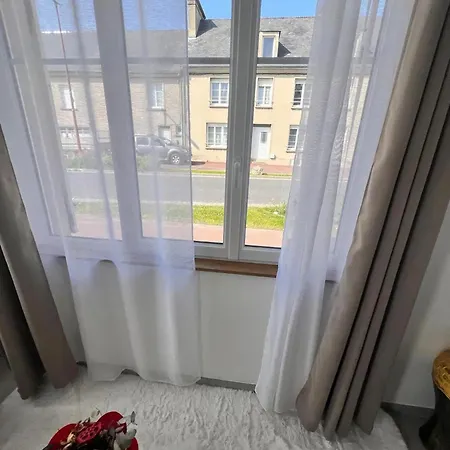 Dom wakacyjny Maison Spacieuse A Avec Jardin Montebourg