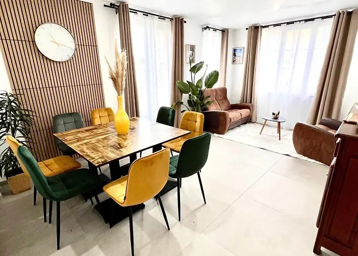 Дом отдыха Maison Spacieuse A Avec Jardin