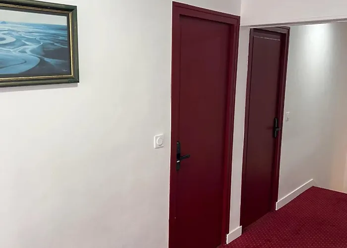 Maison Spacieuse A Avec Jardin *