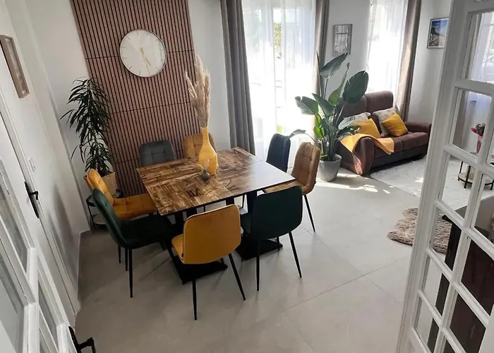 Maison Spacieuse A Avec Jardin * Montebourg