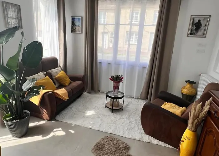 Maison Spacieuse A Avec Jardin