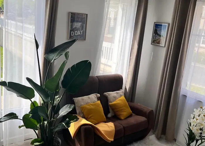 Дом отдыха Maison Spacieuse A Avec Jardin *